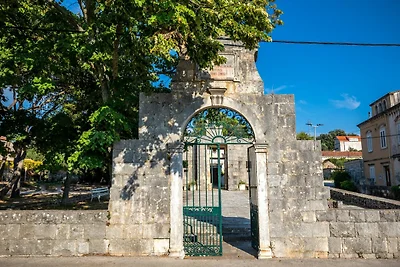 Stone House Harmony -Studio Apartment with Pa...