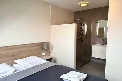 Die Lodge befindet sich am Kirchplatz.