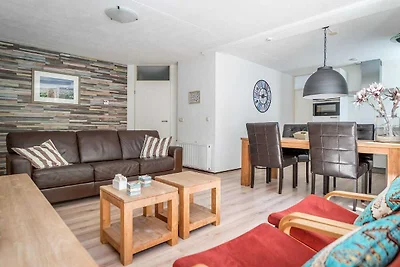 Wohnung in den Niederlanden mit Balkon