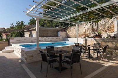 Guest House Kusalo- Double Room with Patio (S...