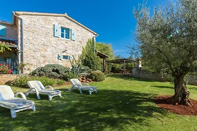 Villa in Vizinada mit Barbecue und Wifi