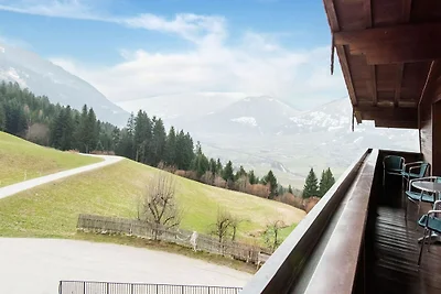 Bauernhaus mit Blick auf das Zillertal