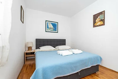 Apartment Marisol - One Bedroom Apartment wit...