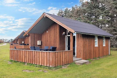 Große Hütte im Campingresort
