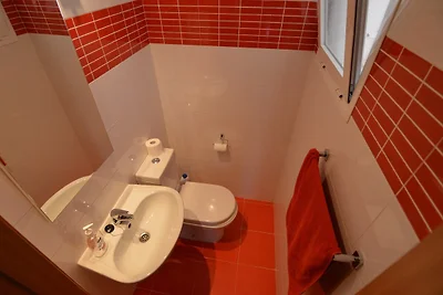 Moderne Wohnung mit Pool in Meeresnähe