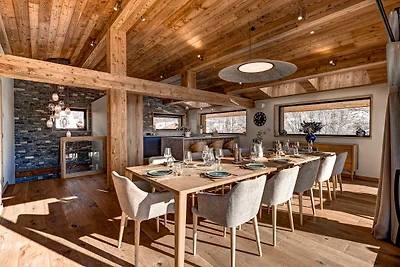 Spacious chalet + clean & breakfast services...