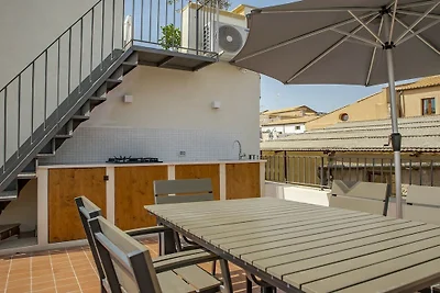 La terrazza sul vicolo della Giudecca