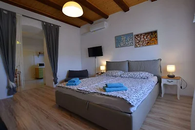 Tranquil Rovinj Studio Apartments - Studio Ap...
