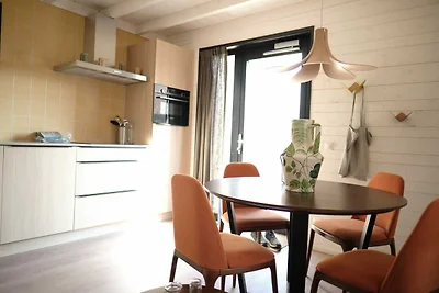 Besondere Lodge mit toller Aussicht in Gulpen