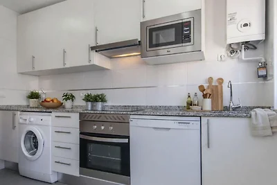 Appartement in de buurt van de wijk Las...