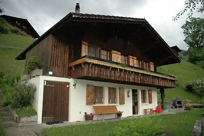 Vrijstaand chalet met uitzicht op de alpen, g...