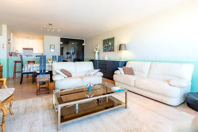 Geräumige, angenehme Wohnung direkt am Meer