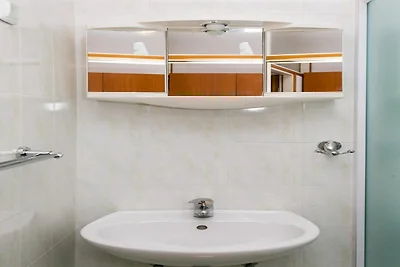 Guest House Old Town View- One Bedroom Apartm...