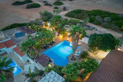 Luxurious coastal villa in Gallipoli