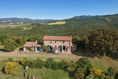 Ferienhaus in Cecina mit Schwimmbecken