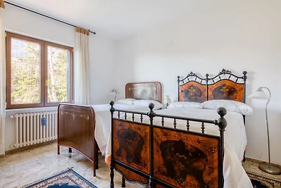 Caratteristica casa vacanze a Erli con...