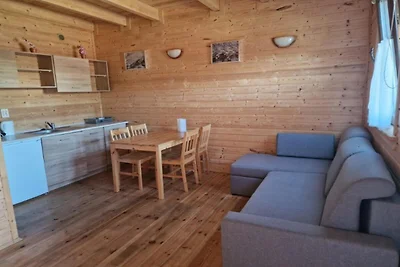 Zweistöckiges Ferienhaus mit Terrasse,...