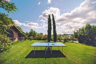 Casa vacanze a Trecastelli con giardino