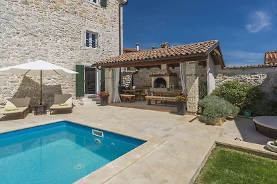 Ferienhaus in Porec mit Schwimmbecken