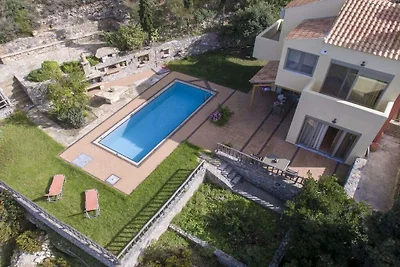 Villa in Malathiros with swimming pool