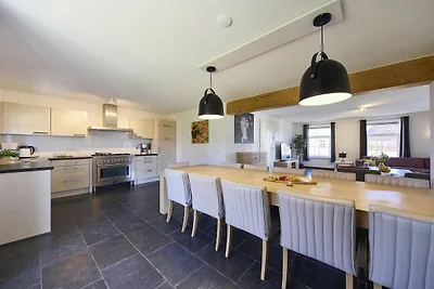 Villa met sauna, bubbelbad en stoomdouche