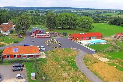 Ferienhaus mit Campingplatz-Pool