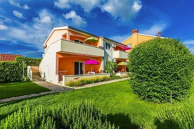 Wohnung in Nin nahe Strand und Pool