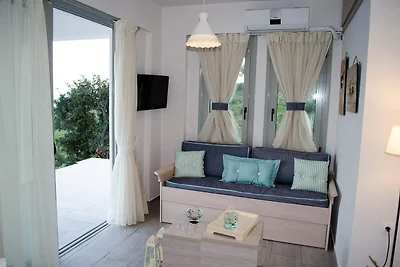 Villa in Agia Galini mit Pool und Bergblick