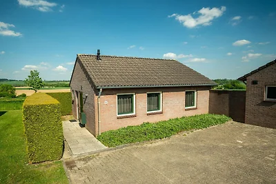 Bungalow indipendente, a 8 km.