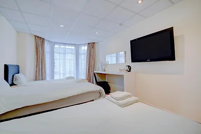 Deluxe Quad Room