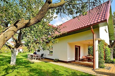 Komfortables Ferienhaus mit Garten, Noskowo