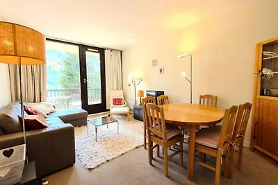 Komfortable und helle Wohnung · Am Fuße der P...