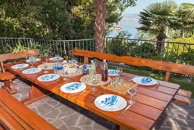 Deluxe Two Bedroom Apartment with Terrace and...