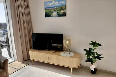 Luxusapartment mit Pool und Parkplatz