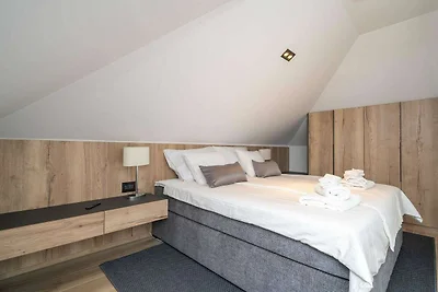 Apartments Villa Royale - One Bedroom Apartme...
