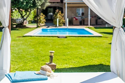 Villa mit 4 Schlafzimmern in Inca