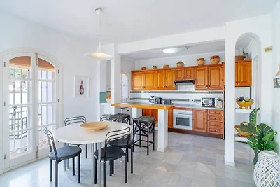 Villa in Nerja nahe Burriana Strand