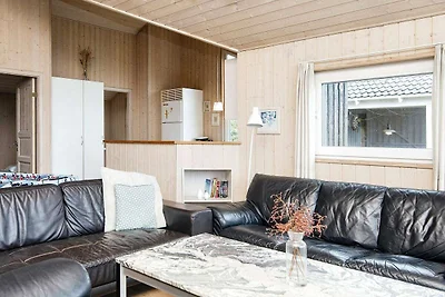6 Personen Ferienhaus in Harboøre-By Traum