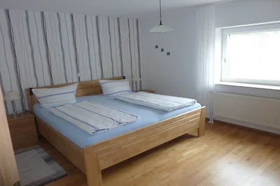 Ferienwohnung in Vöhl mit Schwimmbecken