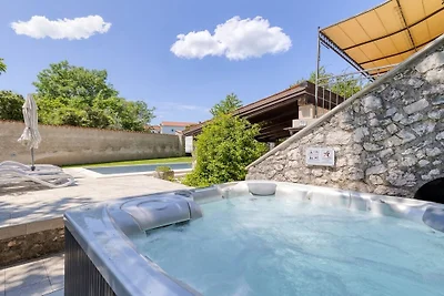 Maison de vacances à Dobrinj avec piscine