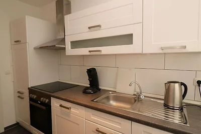 Zentrales Apartment in Messenähe