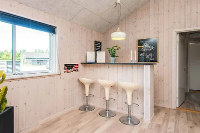 Luxurioses Pool-Retreat in Blavand -- By Trau...