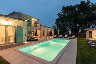 Villa in Tar mit Schwimmbecken