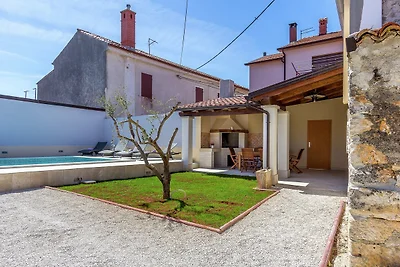 Casa moderna con piscina