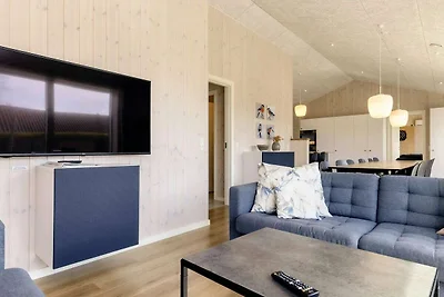 14 persone case ad Hadsund
