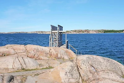 3 persone case ad HUNNEBOSTRAND-By Traum