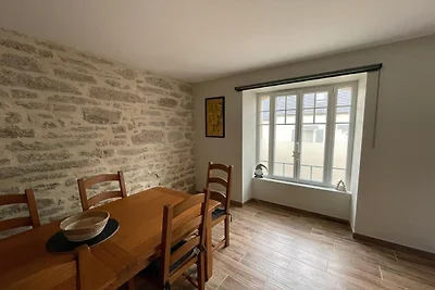 Guerlesquin-Dorfhaus mit Garten