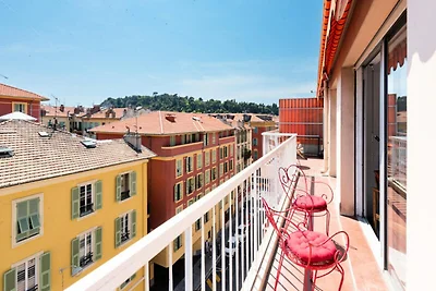 Wohnung in Nizza mit großer Terrasse