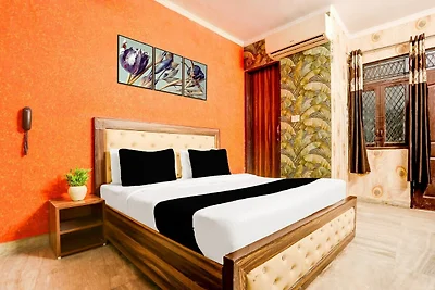Super Hotel O Uttam Nagar