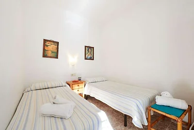 Apartment for 6 people in Spain